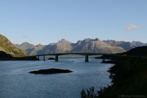 Brücke auf den Lofoten