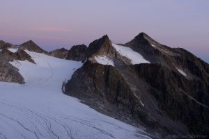 Lüsener Fernerkogel mit Lüsener Ferner und Rotgratferner gesehen von der Rinnenspitze